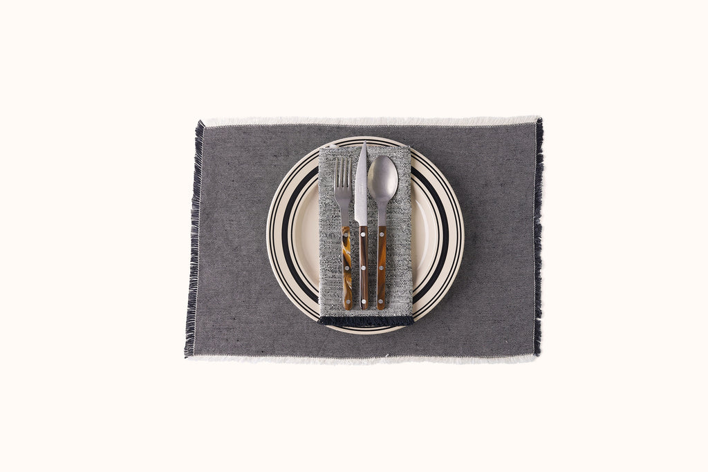 ARCOLAIO FRINGE EDGE PLACEMAT