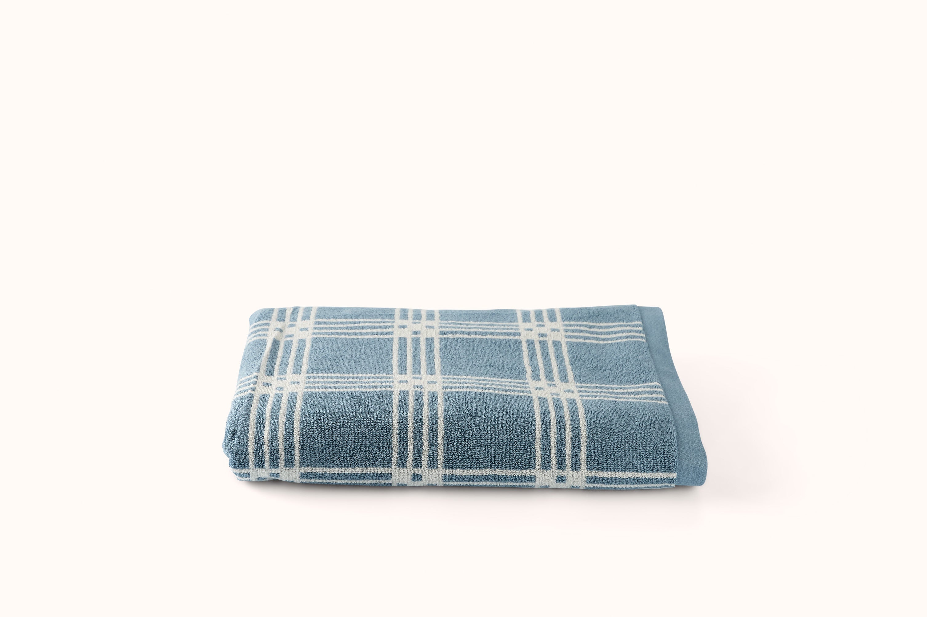 BAINA CELESTE & CHALK FRISA POOL TOWEL