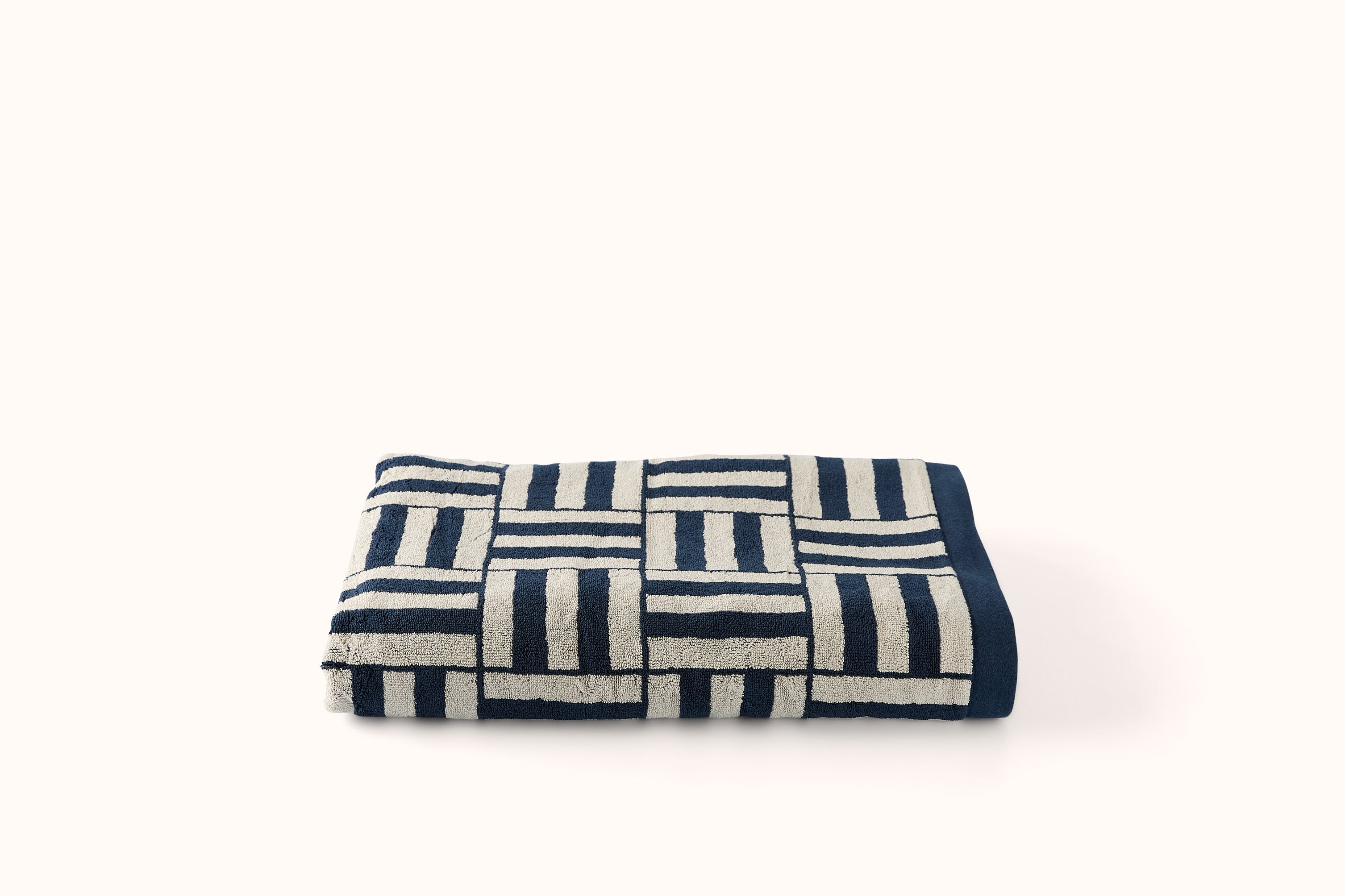 BAINA OBSIDIAN & STONE WILLIS POOL TOWEL