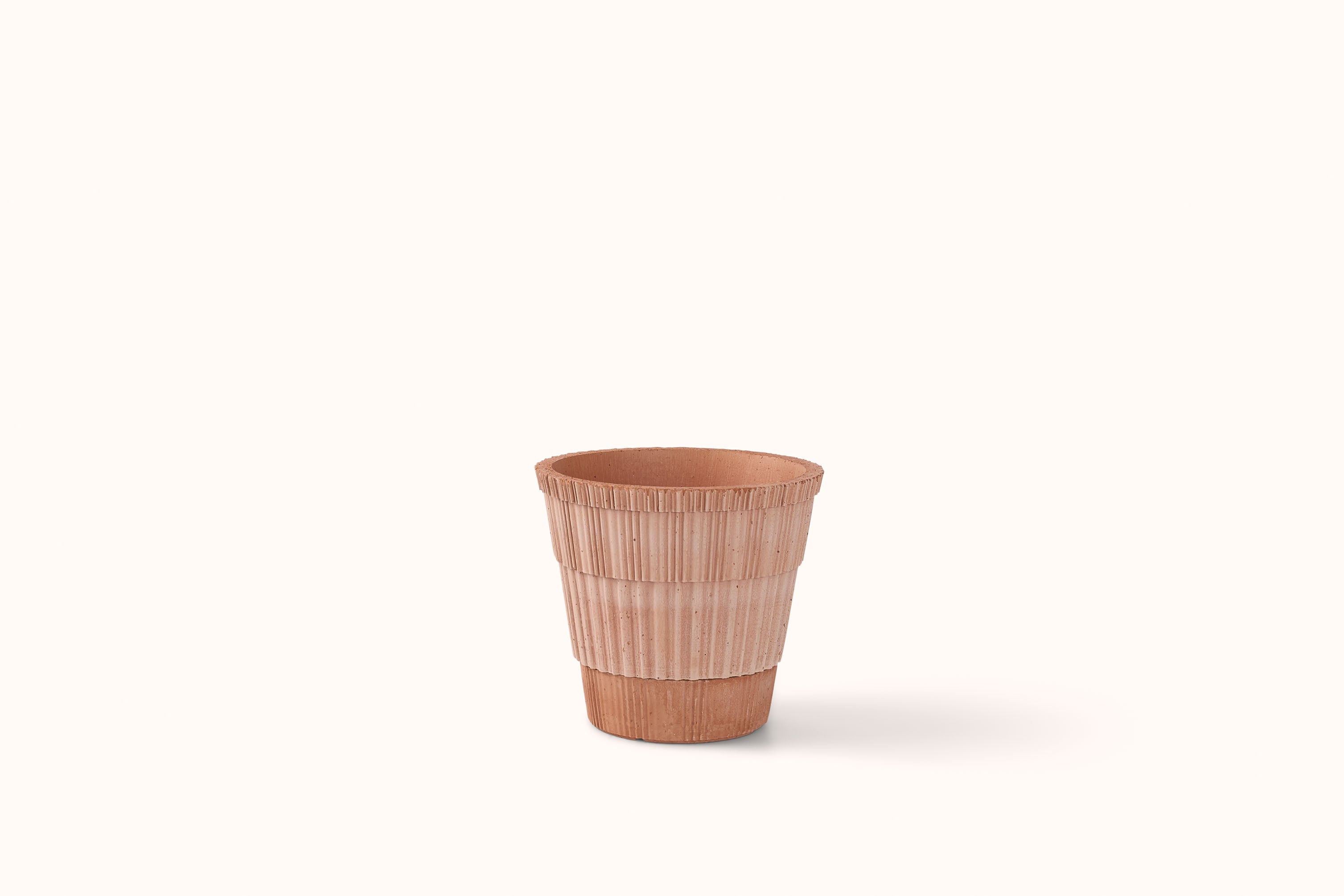 BERGS POTTER ROSA TERRACOTTA ATLAS POT & SAUCER