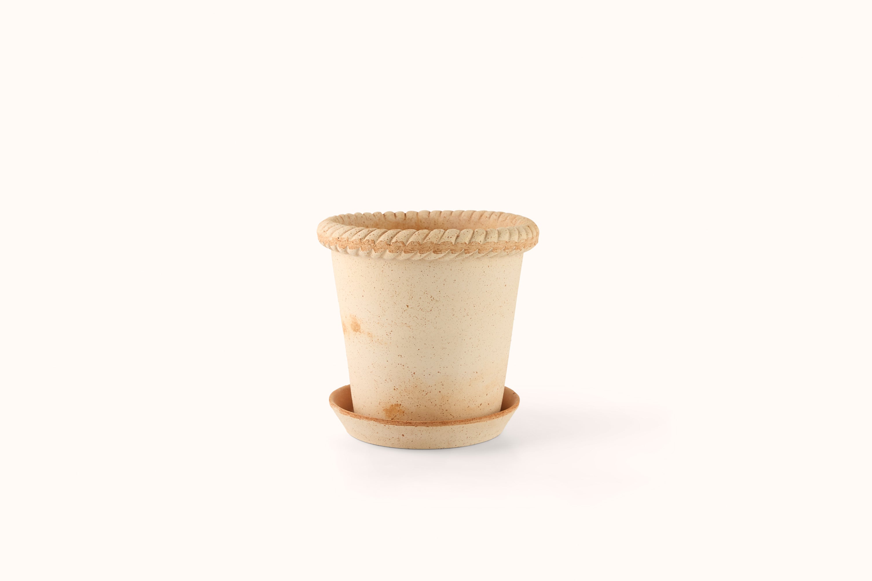 BERGS POTTER ROSA EMILIA TERRACOTTA POT AND SAUCER