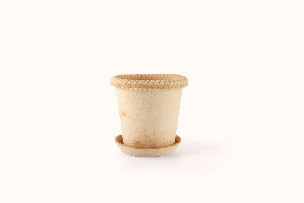 BERGS POTTER ROSA EMILIA TERRACOTTA POT AND SAUCER