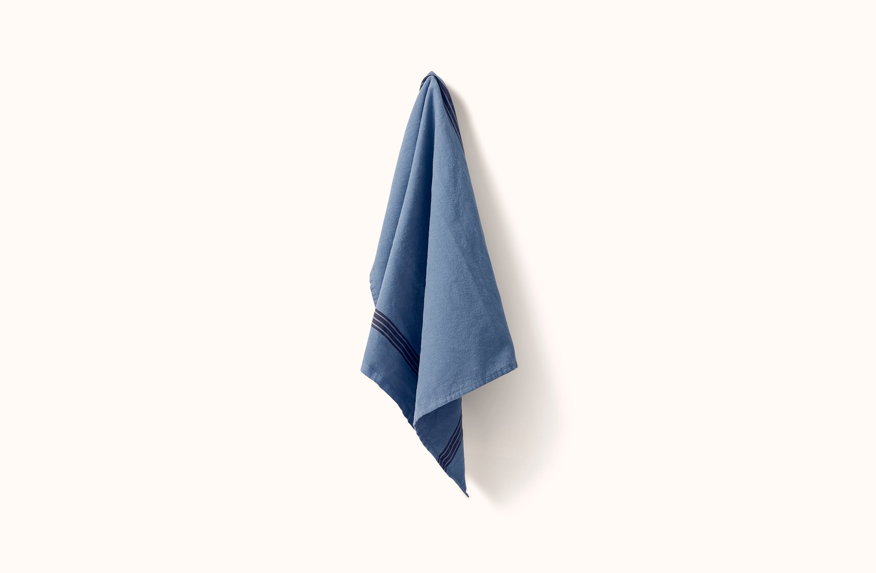 CHARVET BLUE AND BLACK PIANO STRIPE LINEN KITCHEN TOWEL