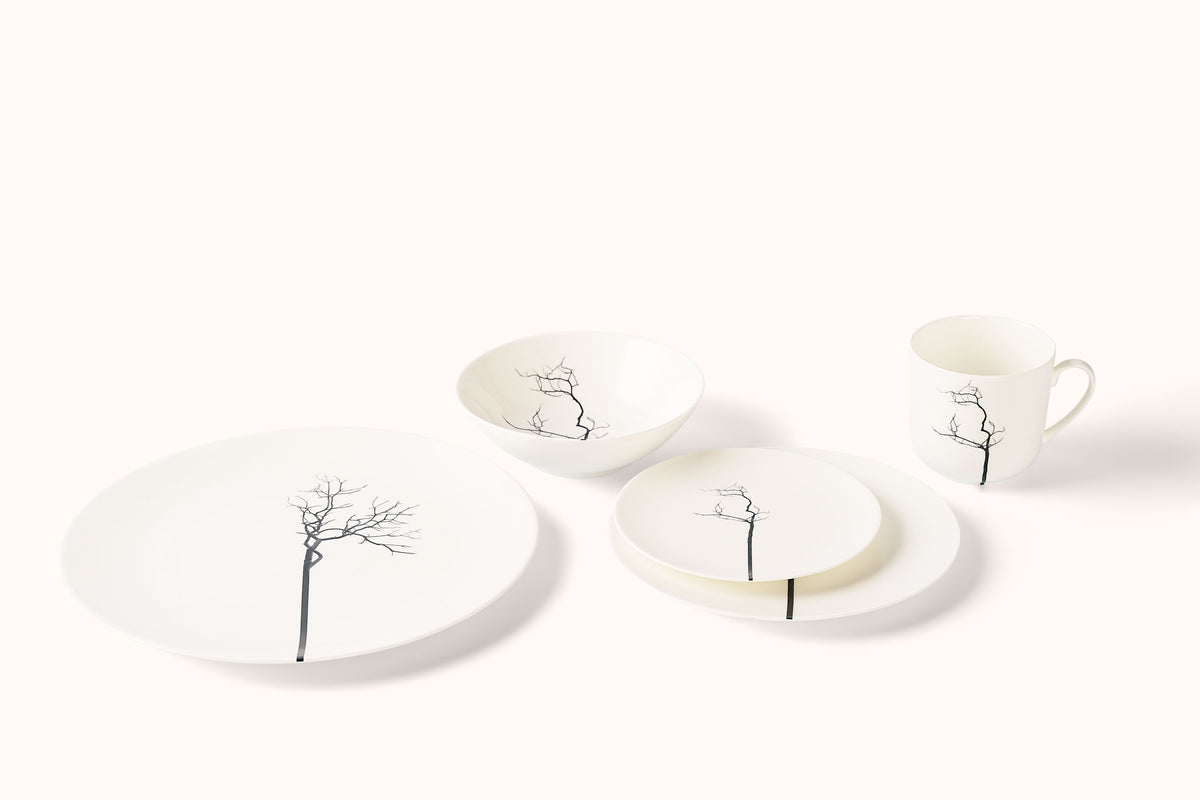 DIBBERN FINE BONE CHINA BLACK FOREST DINNERWARE
