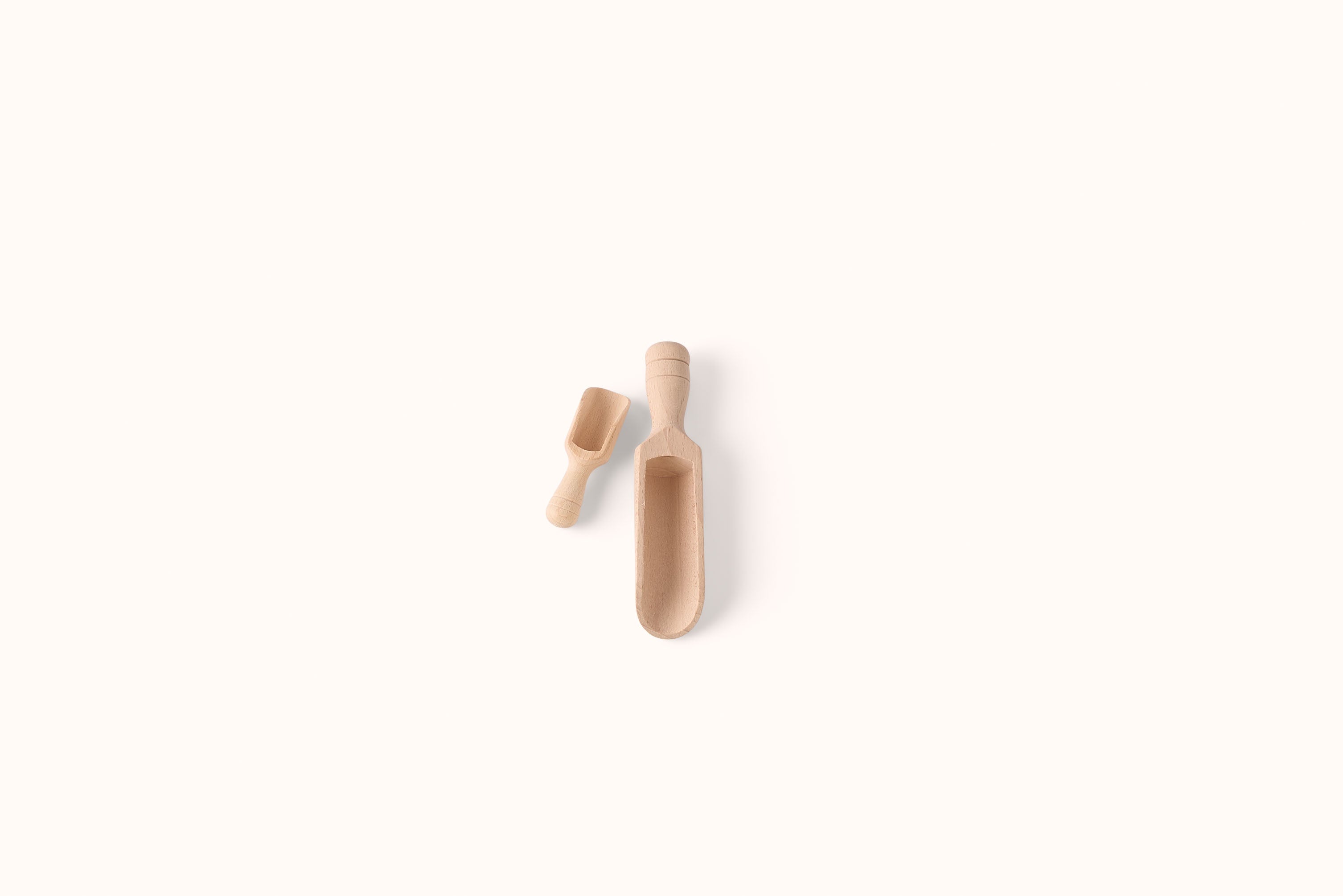 EARTH & NEST WOODEN SCOOP