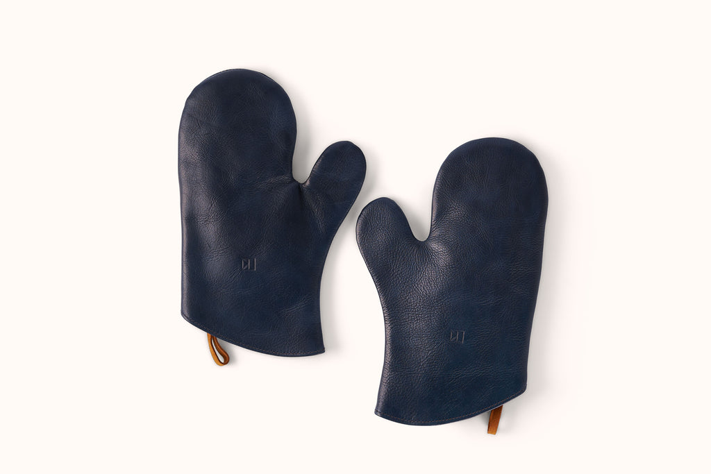 LINNY KENNEY NAVY LEATHER OVEN MITT
