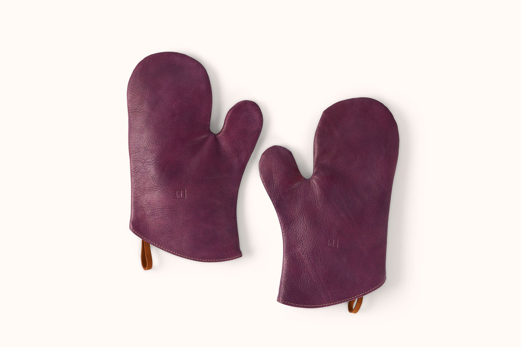 LINNY KENNEY EGGPLANT LEATHER OVEN MITT
