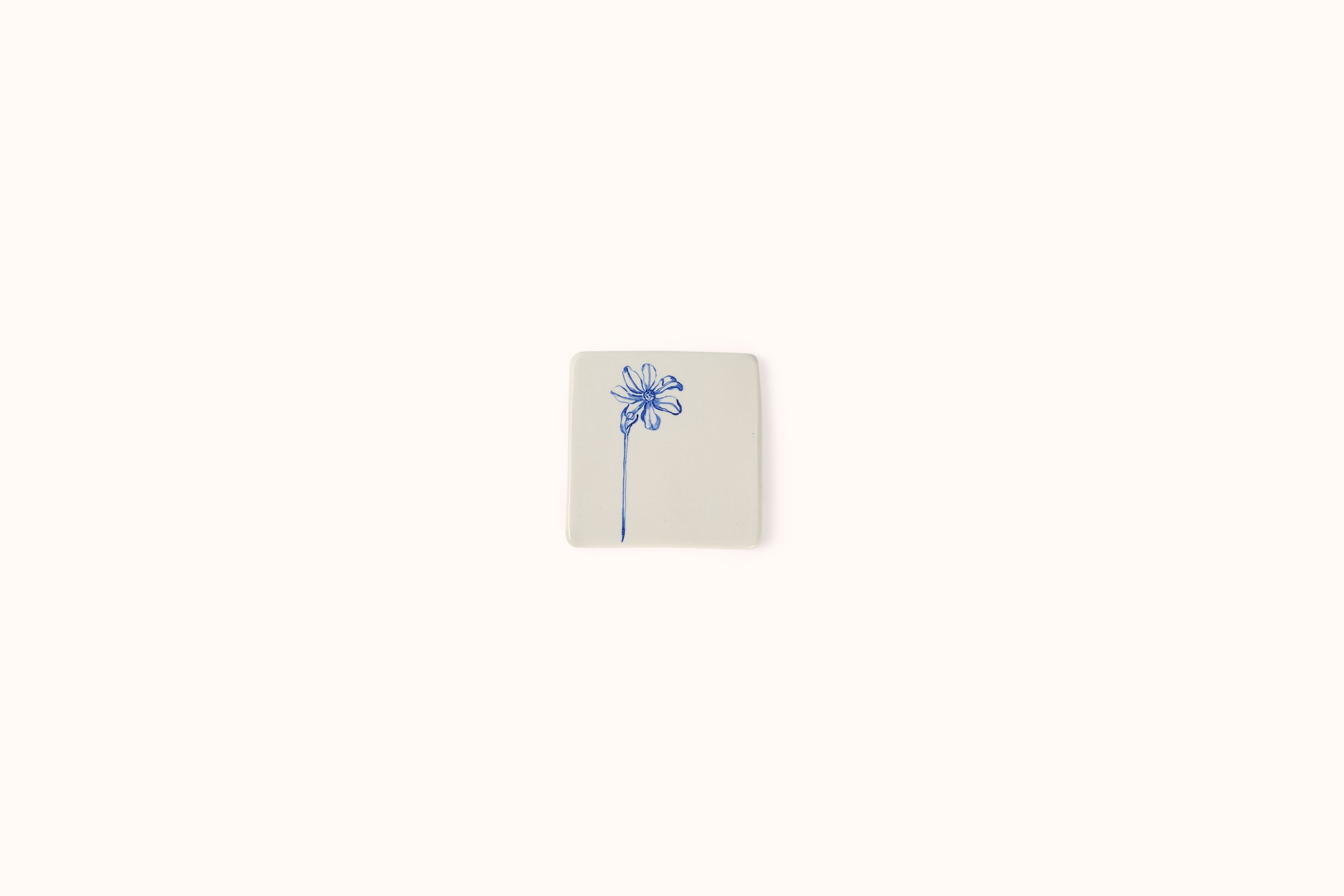 MG BY HAND 5.5" TILE - NARCISSUS
