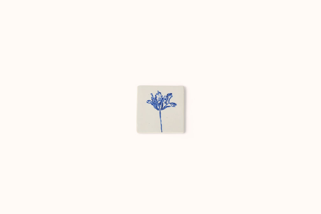 MG BY HAND 5.5" TILE - TULIP