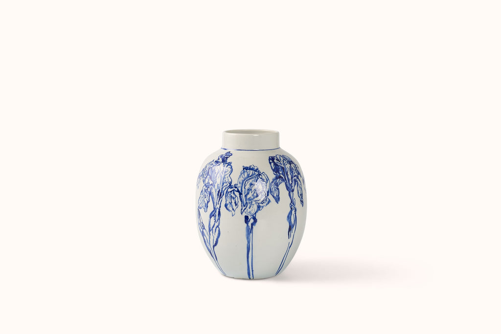 MG BY HAND LARGE VASE - IRIS