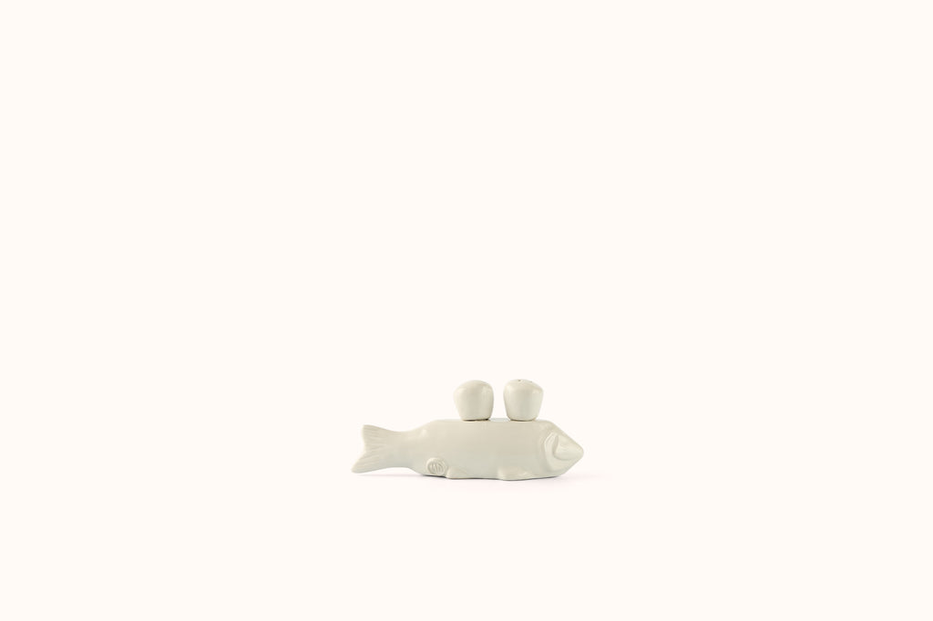 MONTES DOGGETT FISH SALT + PEPPER NUMBER 91