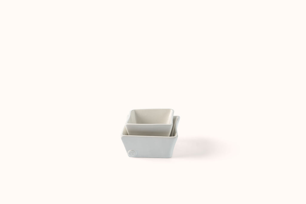 MONTES DOGGETT CERAMIC SQUARE BOWLS NO. 381