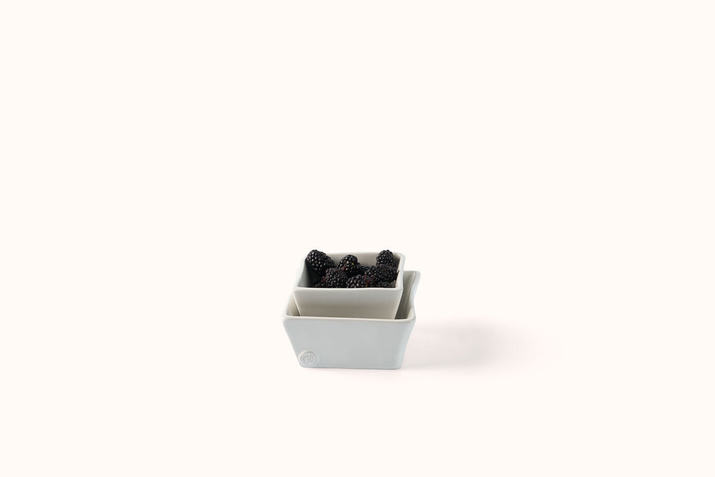 MONTES DOGGETT CERAMIC SQUARE BOWLS NO. 381