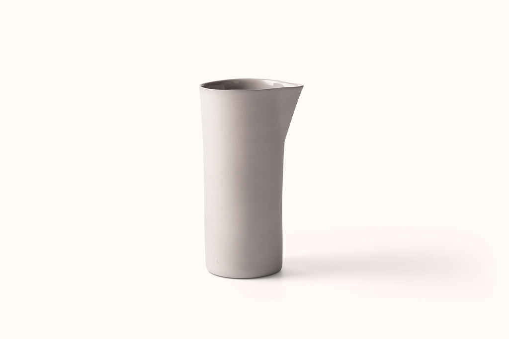 MUD CARAFE MEDIUM
