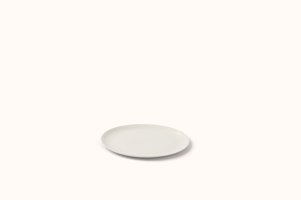 MUD MILK FLARED DINNERWARE