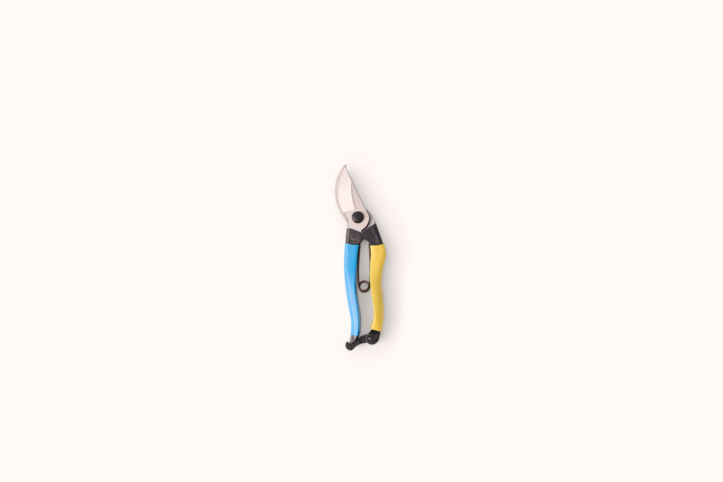 NIWAKI LEFT HAND CARBON STEEL MAINICHI SECATEURS
