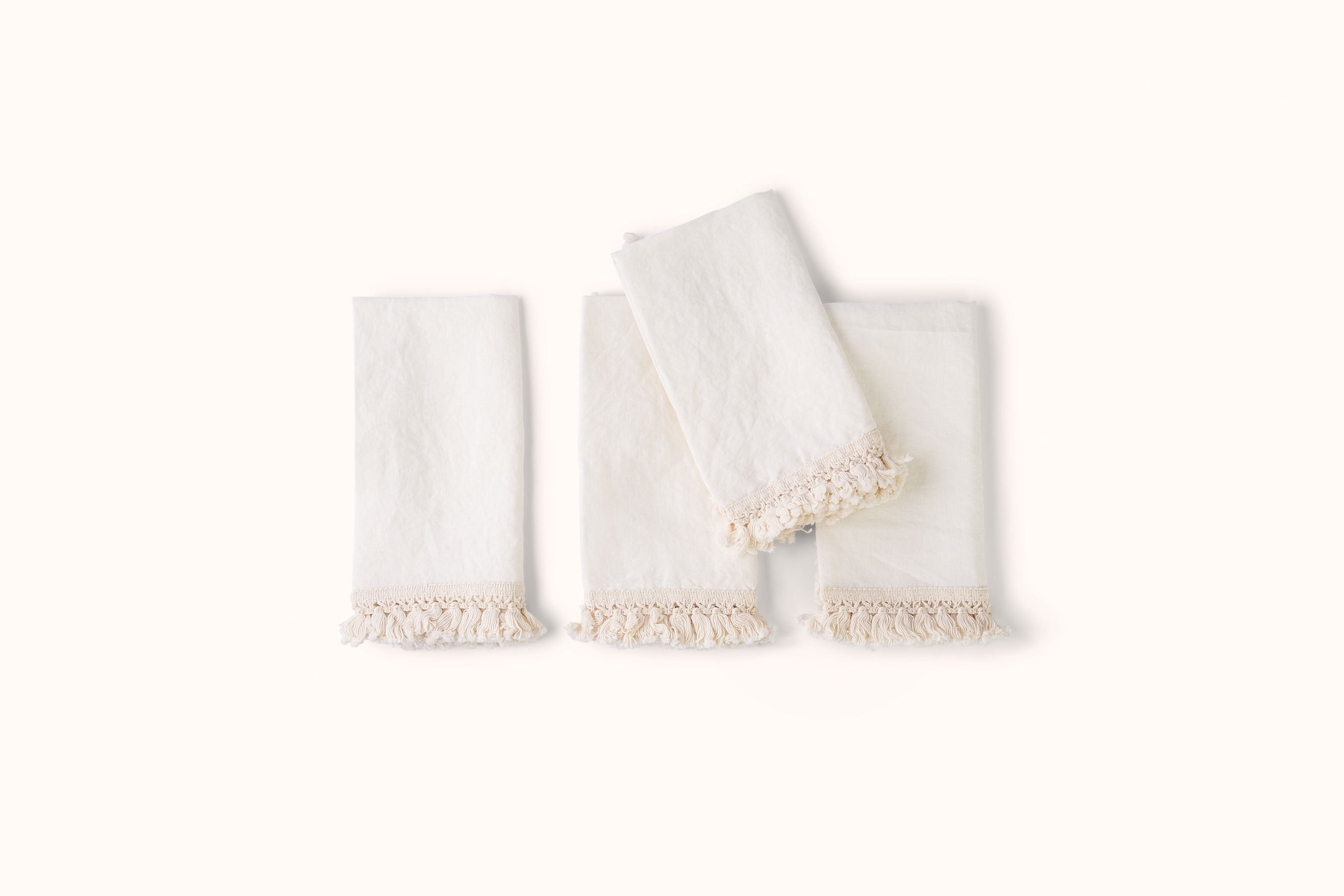 ONCE MILANO LINEN NAPKINS WITH SHORT FRINGE SET OF 4