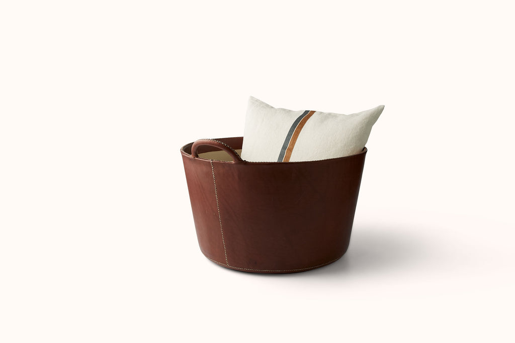 SOL Y LUNA LARGE LEATHER BASKET WITH STITCHING
