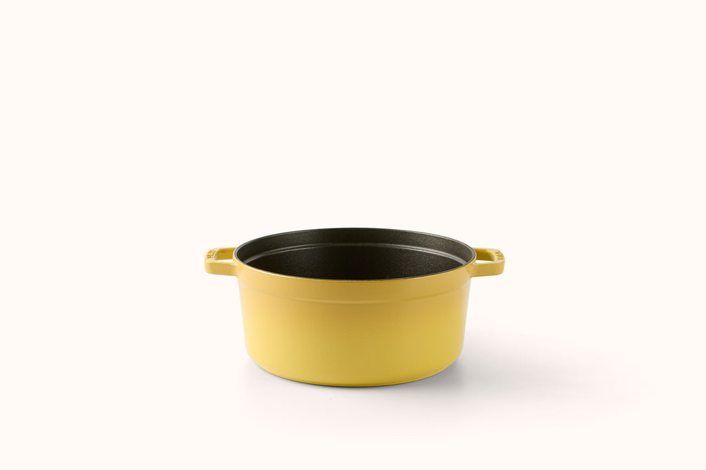 STAUB 5.5 QT. ROUND DUTCH OVEN - CITRON