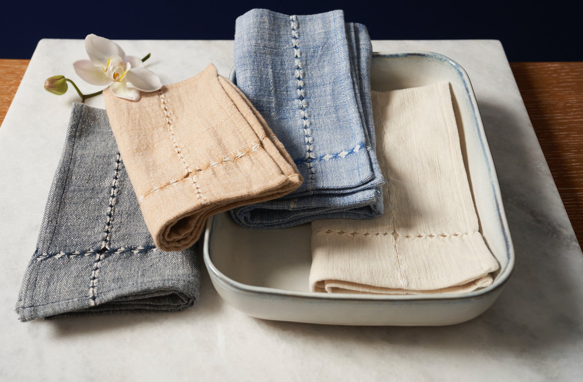 CREATIVE WOMEN PULLED COTTON NAPKIN