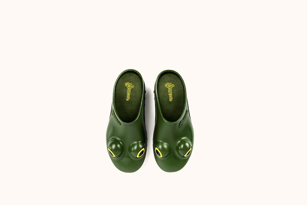 WELLIPETS CLOGS WOMENS- GREEN