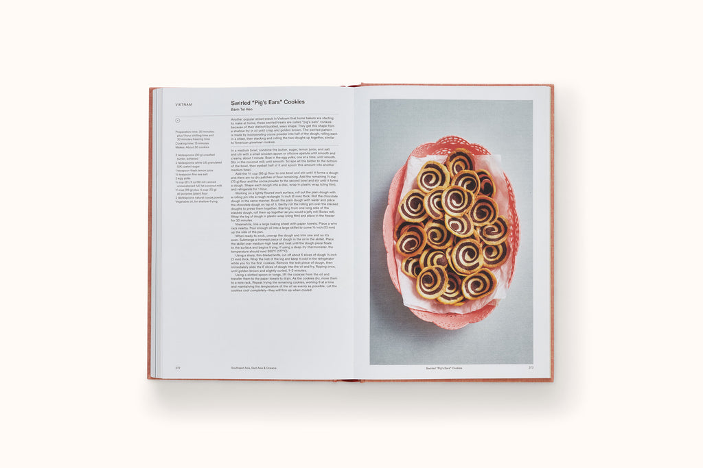 CRUMBS: COOKIES AND SWEETS FROM AROUND THE WORLD BY BEN MIMS