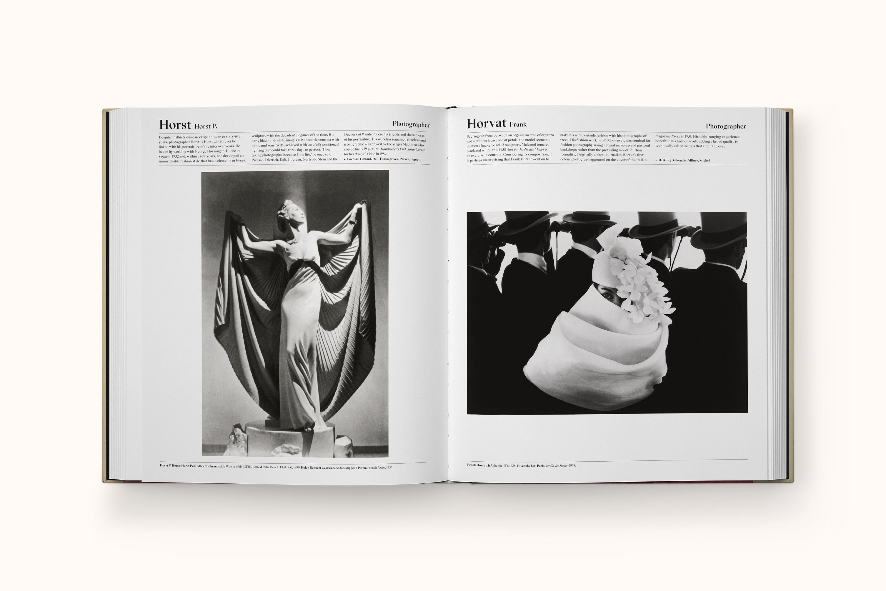 THE FASHION BOOK BY PHAIDON EDITORS